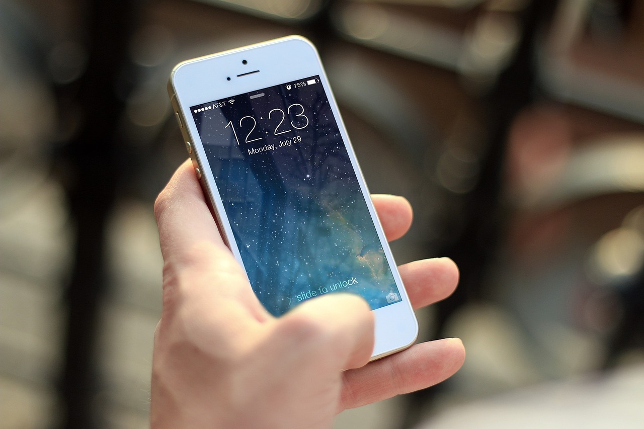 Wat is het telefoonnummer om te bellen?