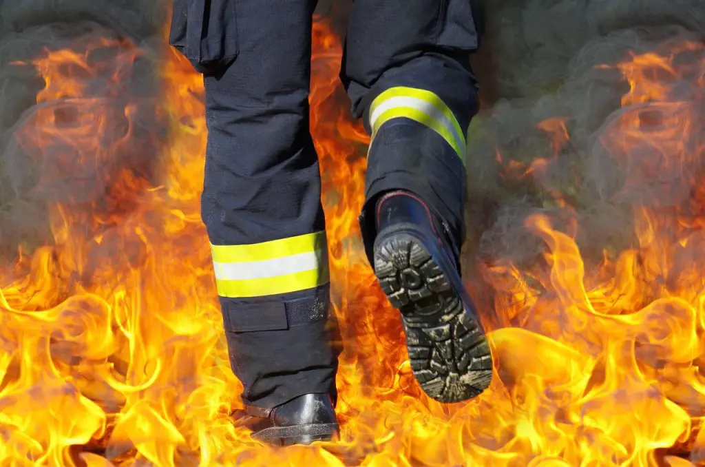 Wat is het telefoonnummer van de brandweer in Porto?