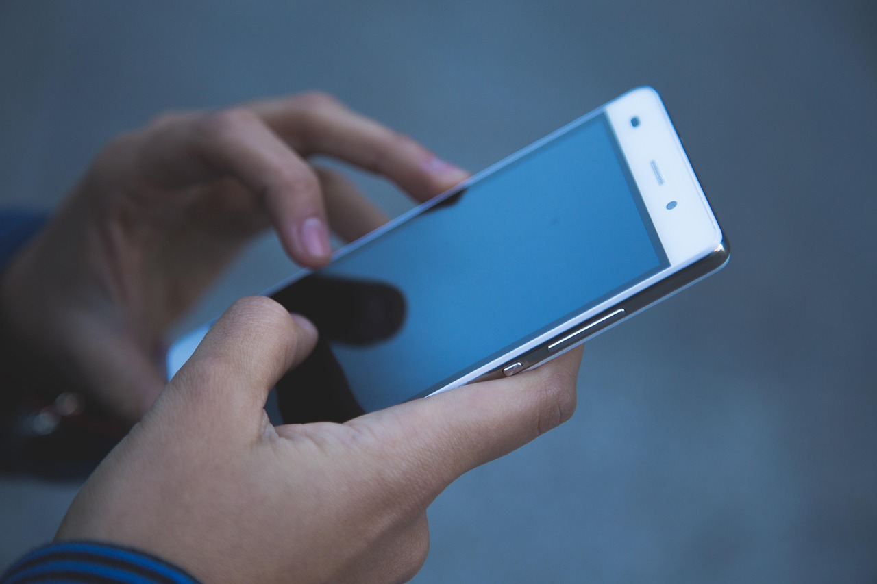 Wat is jullie telefoonnummer om te bellen?